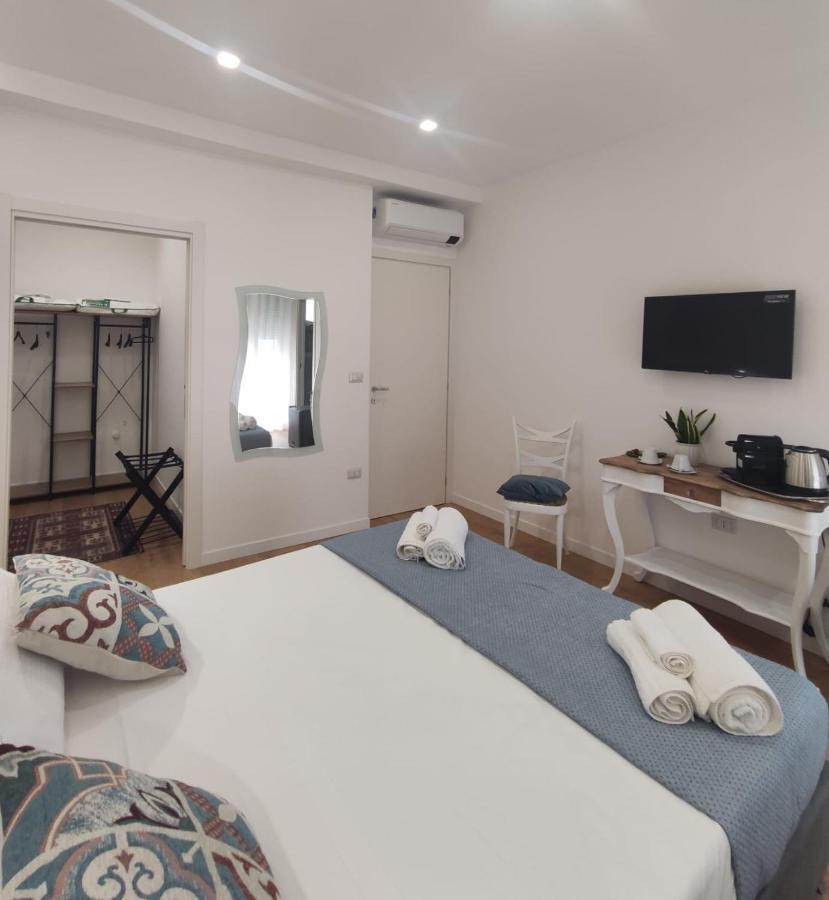 Hotel Dimora Alba Sul Mare Trani Zewnętrze zdjęcie