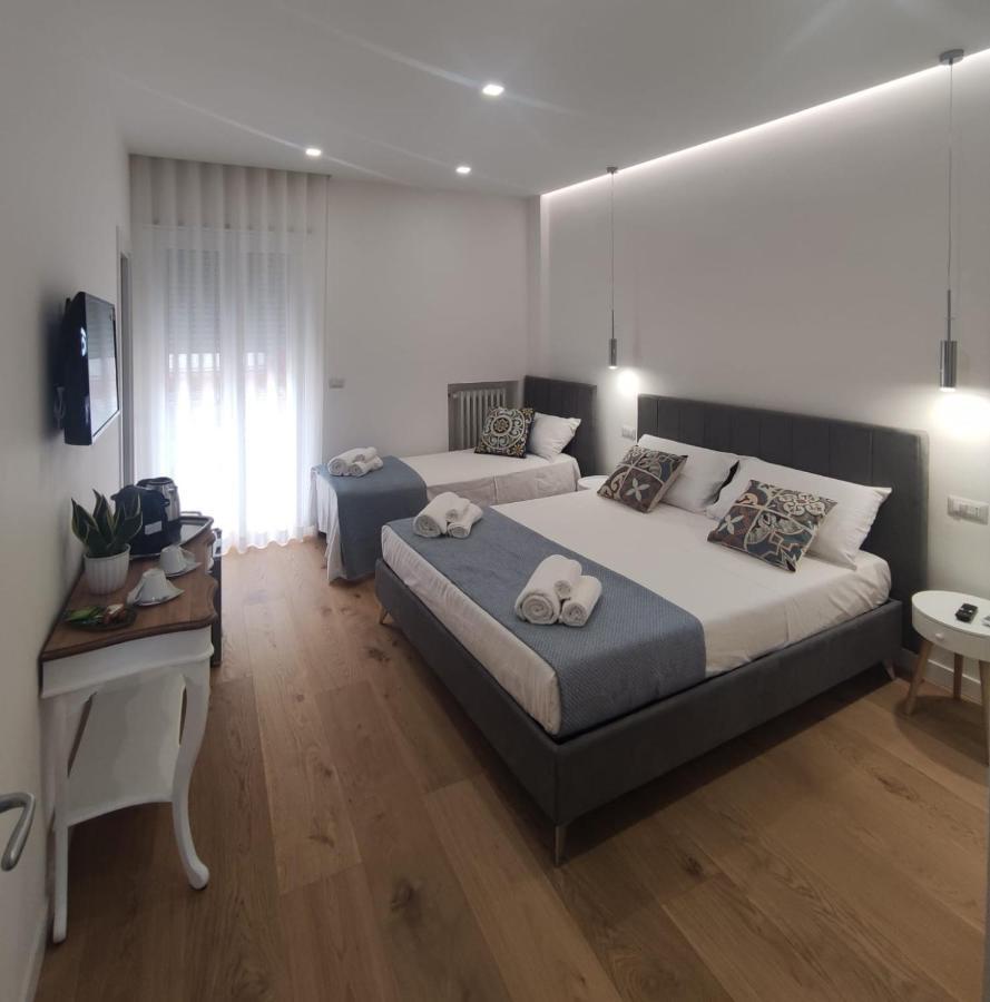 Hotel Dimora Alba Sul Mare Trani Zewnętrze zdjęcie